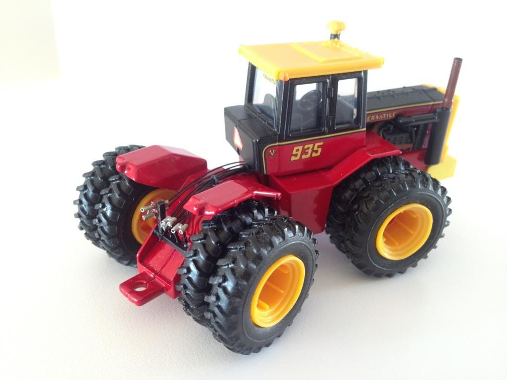 "Plumbed" Versatile 935... air drill ready Toy Farmin' LLC Presents